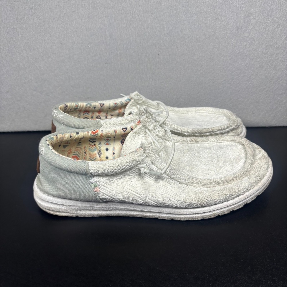 HEYDUDE Wally Women Boho White Crochet Slip On Shoes Size 8 Casual Loafers - Picture 2 of 13